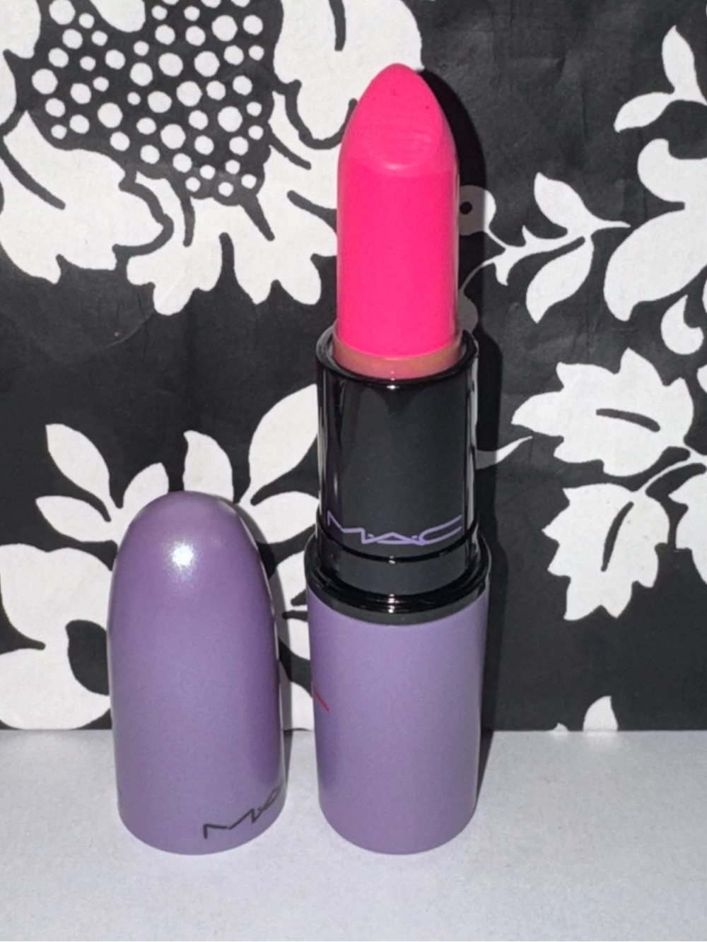 MAC Kelly-Yum-Yum Lipstick